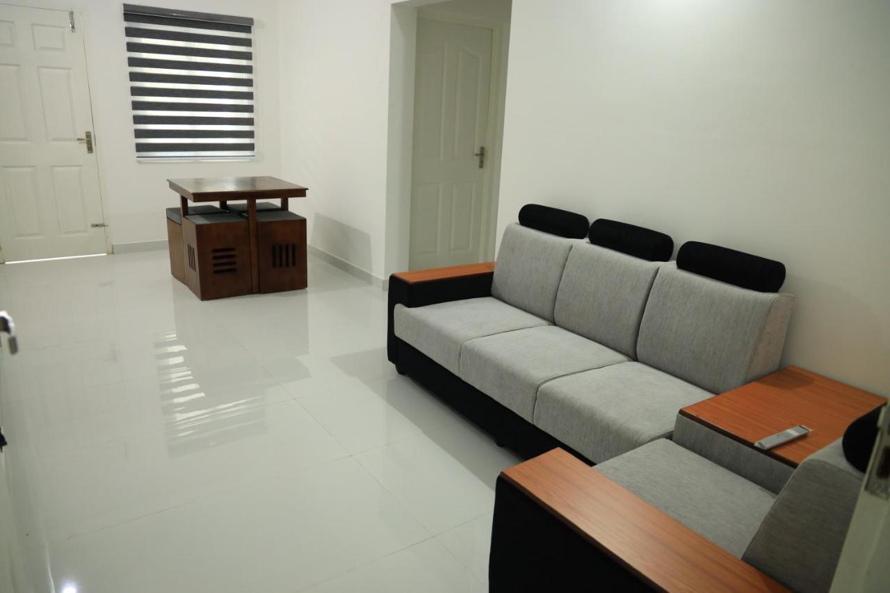 Yelza Hotel And Residence Alwaye Exterior foto