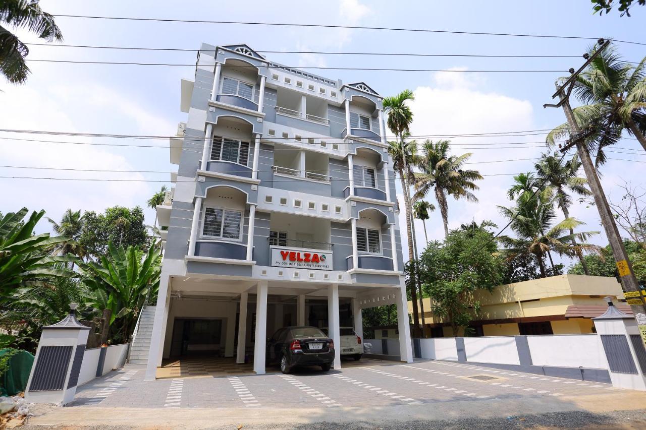 Yelza Hotel And Residence Alwaye Exterior foto