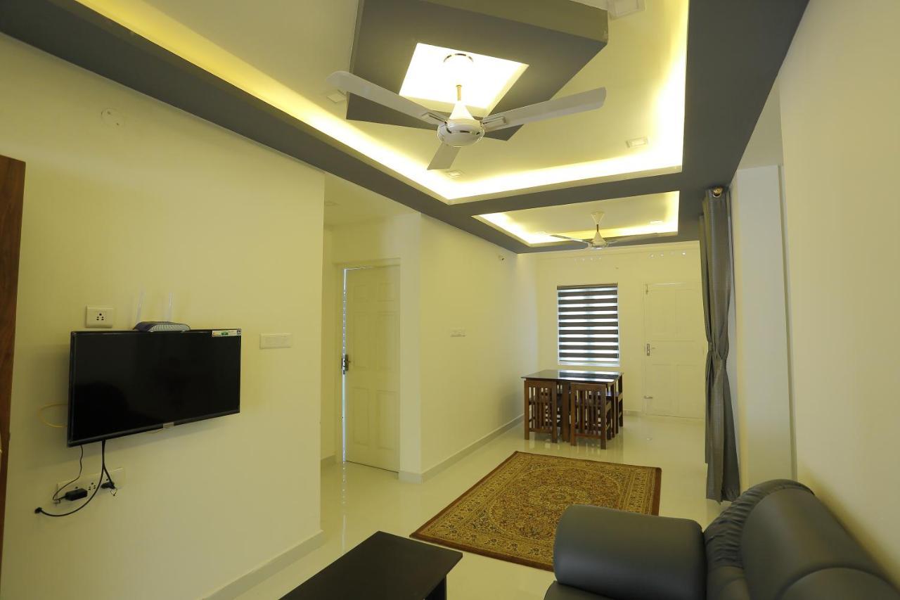 Yelza Hotel And Residence Alwaye Exterior foto